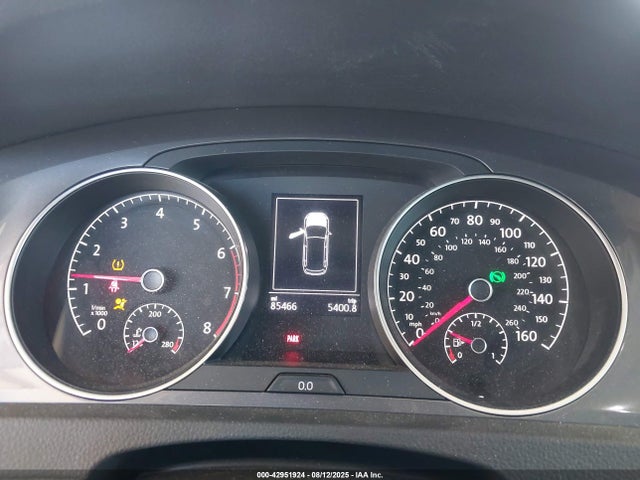 3VWH17AU2HM526887 Volkswagen 1.8 tsi