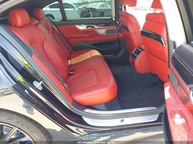 WBA7U2C02MCF45681 BMW 750i