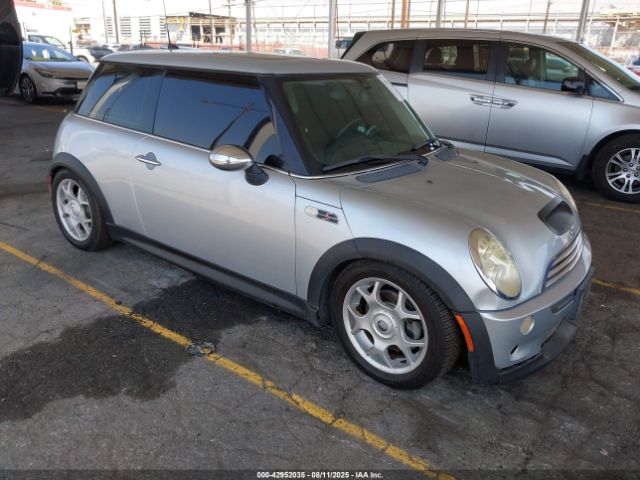 2005 MINI COOPER S WMWRE334X5TG95263 Photo 0