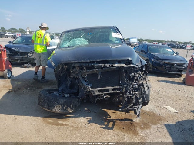 1C6RR6LG6JS149969 RAM 1500