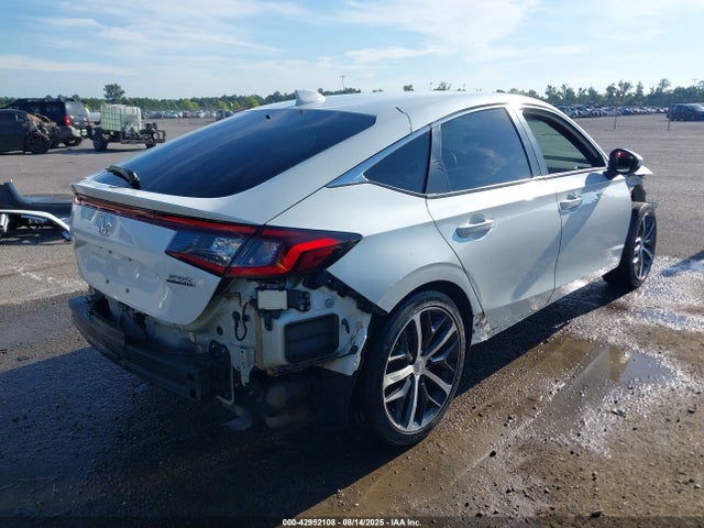 Honda l15b7 2022 19XFL1H81NE013212 Image 4