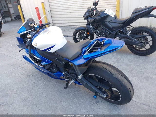 Yamaha Yzf-r6 2014 JYARJ16Y7EA008309 Image 3