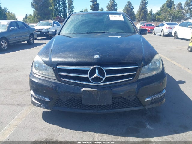 Mercedes-Benz 2014 2014 WDDGF4HB6ER305022 Image 13
