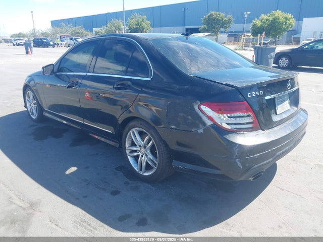Mercedes-Benz 2014 2014 WDDGF4HB6ER305022 Image 3