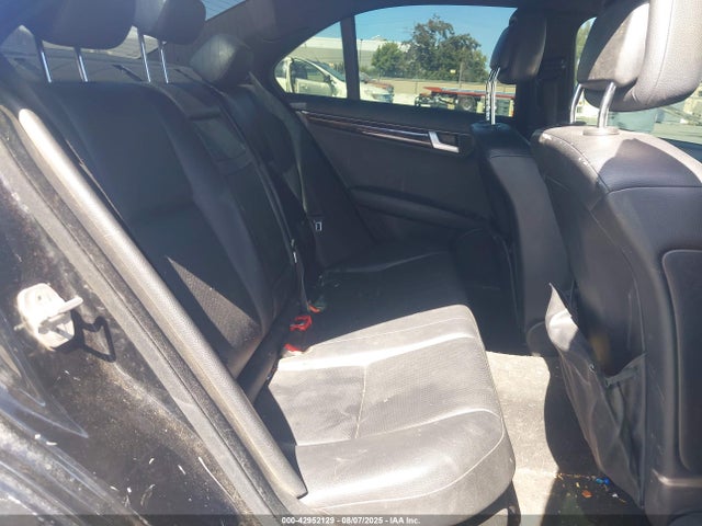 Mercedes-Benz 2014 2014 WDDGF4HB6ER305022 Image 8
