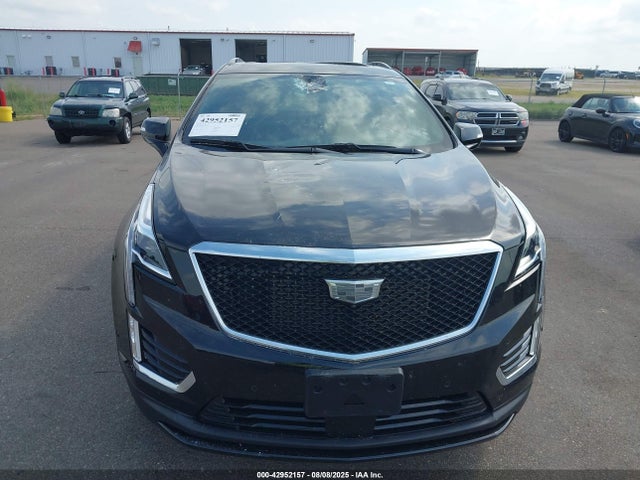 1GYKNGRS9PZ166573 Cadillac lgx