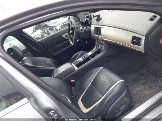 2014 JAGUAR XF SAJXJ0EF8E8U11441 Photo 4