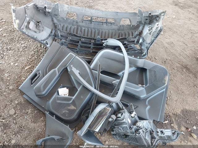 1GCPTBEK6R1138595 Chevrolet l3b