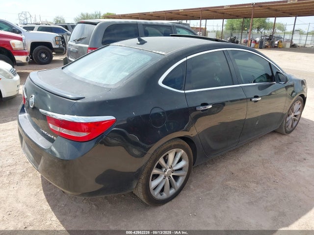 Buick Lhu 2014 1G4PT5SV2E4110345 Image 4
