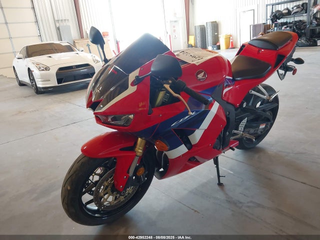 JH2PC40H7PK900077 Honda Pc40e-2400001