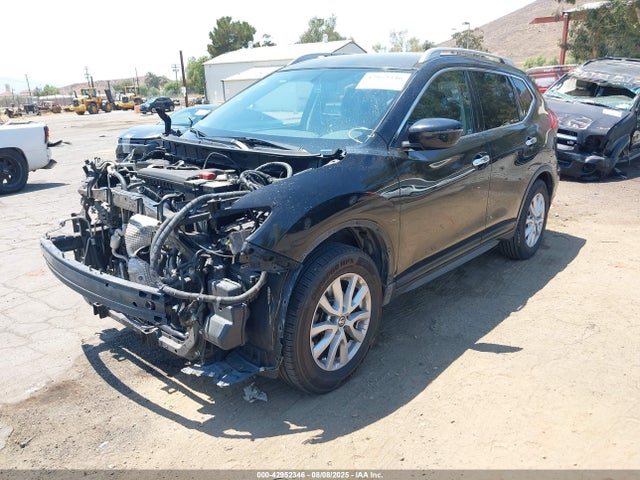 Nissan 2017 2017 JN8AT2MT4HW387466 Image 2