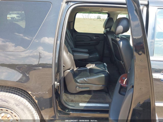 2010 CADILLAC ESCALADE ESV 1GYUKHEF6AR286936 Photo 7
