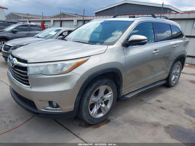 Toyota 2gr-fe 2014 5TDYKRFH5ES021882 Image 2