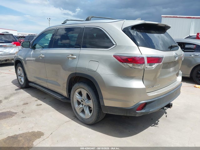 Toyota 2gr-fe 2014 5TDYKRFH5ES021882 Image 3