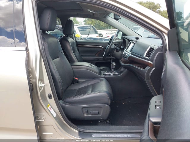 Toyota 2gr-fe 2014 5TDYKRFH5ES021882 Image 5