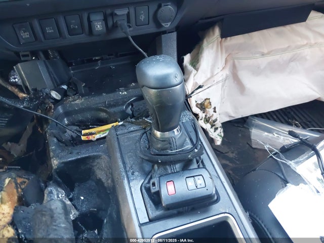 3TMDZ5BN3NM136740 Toyota 2gr-fks