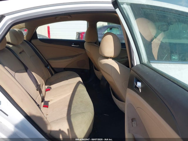 5NPEB4AC0EH912766 Hyundai gamma