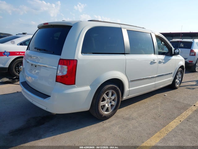 2012 CHRYSLER TOWN & COUNTRY 2C4RC1BG1CR118647 Photo 3