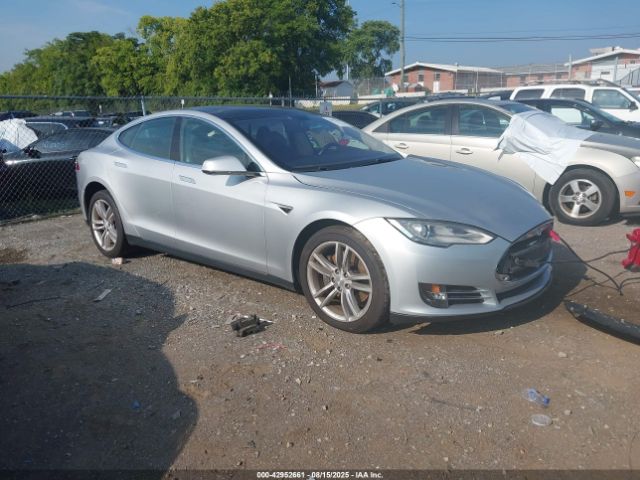 2013 TESLA MODEL S 5YJSA1CN4DFP17253