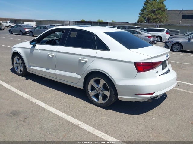 2018 AUDI A3 WAUB8GFF6J1028884 Photo 2