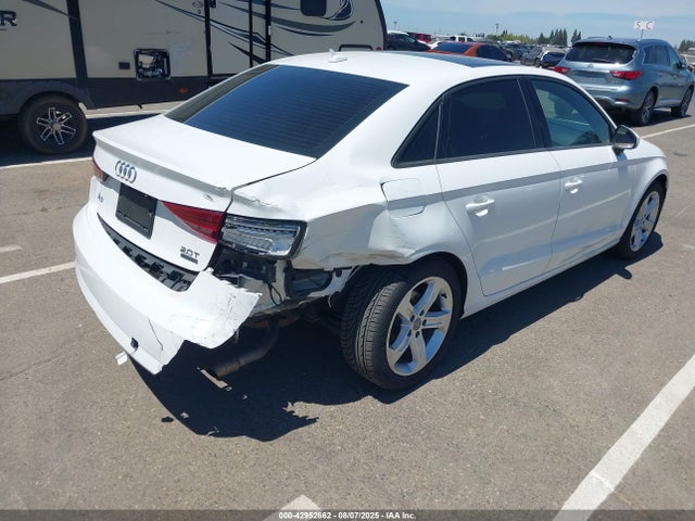 2018 AUDI A3 WAUB8GFF6J1028884 Photo 5