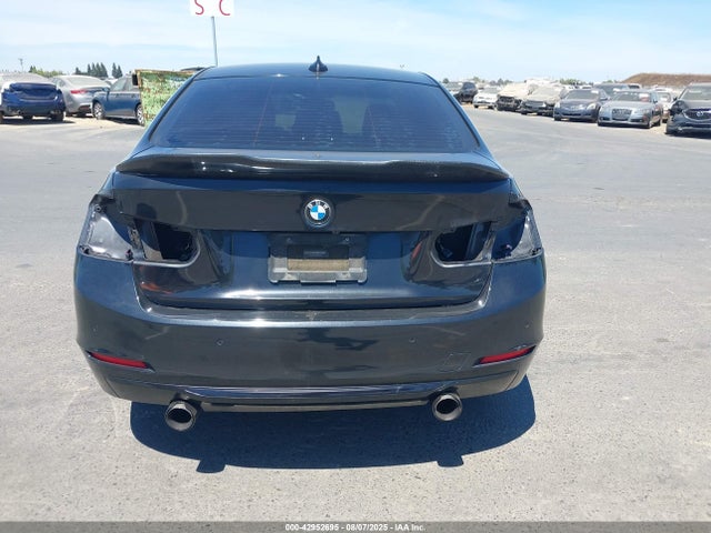 BMW 2014 2014 WBA3A9C54EF478543 Image 16