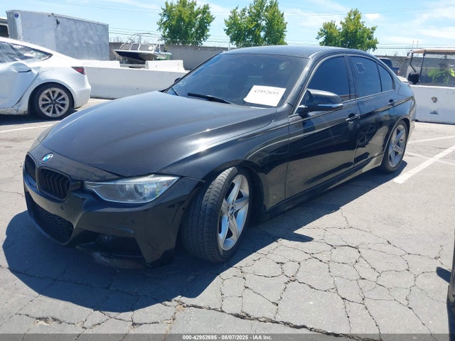 BMW 2014 2014 WBA3A9C54EF478543 Image 2
