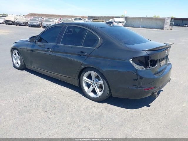BMW 2014 2014 WBA3A9C54EF478543 Image 3