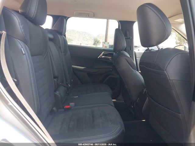 2023 MITSUBISHI OUTLANDER JA4J4UA86PZ013758 Photo 7