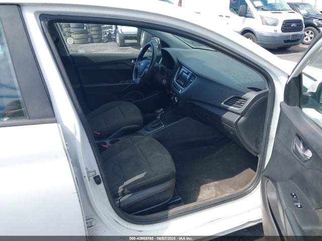 Hyundai Accent 2018 3KPC24A35JE020888 Image 5
