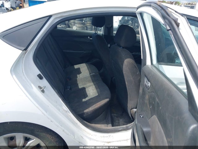 Hyundai Accent 2018 3KPC24A35JE020888 Image 8