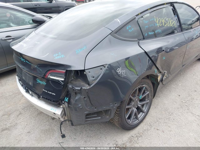 2018 TESLA MODEL 3 5YJ3E1EB7JF103885 Photo 5