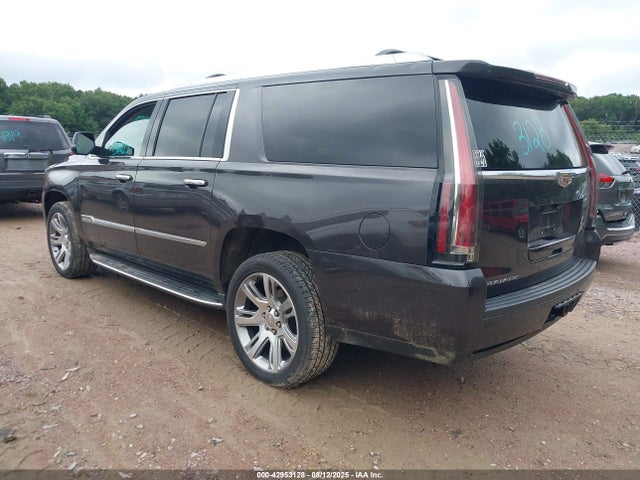 2017 CADILLAC ESCALADE ESV 1GYS4HKJ3HR176592 Photo 2