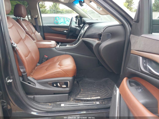 2017 CADILLAC ESCALADE ESV 1GYS4HKJ3HR176592 Photo 4