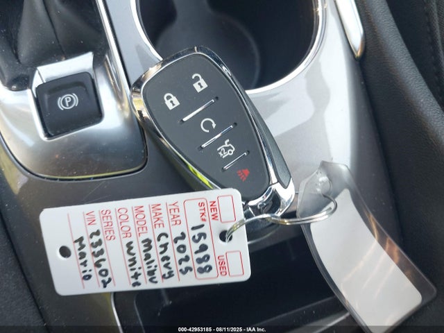 1G1ZD5ST8SF152925 Chevrolet lfv