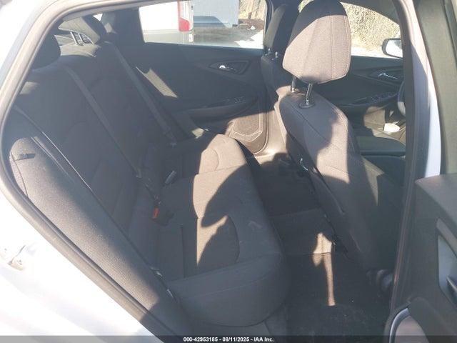 1G1ZD5ST8SF152925 Chevrolet lfv