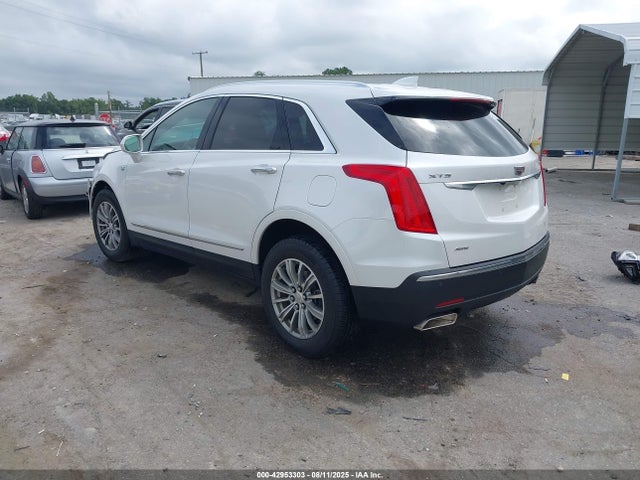 2019 CADILLAC XT5 1GYKNDRS8KZ140411 Photo 2