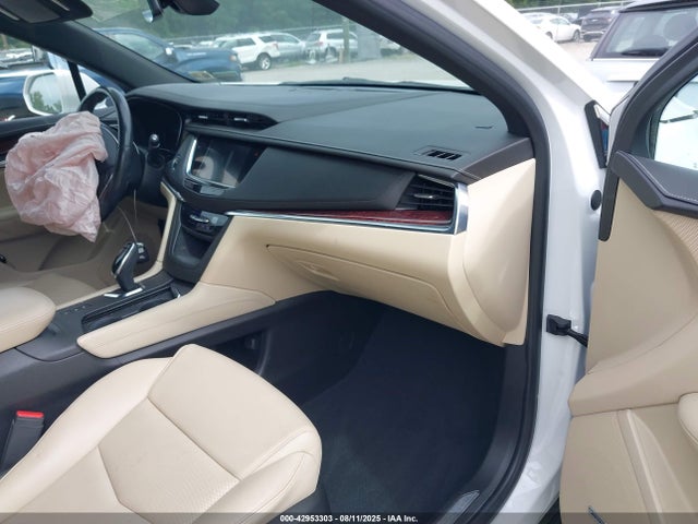 2019 CADILLAC XT5 1GYKNDRS8KZ140411 Photo 4