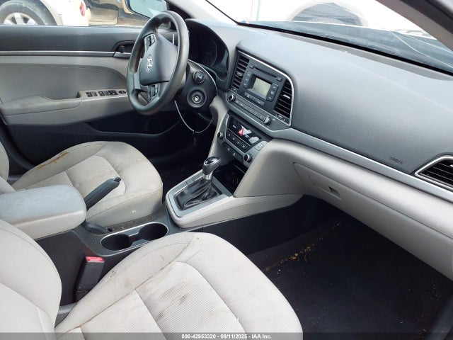2018 Hyundai Elantra Se მანქანა იყიდება აუქციონზე, vin: KMHD74LF0JU646181, აუქციონის ნომერი: 42953320