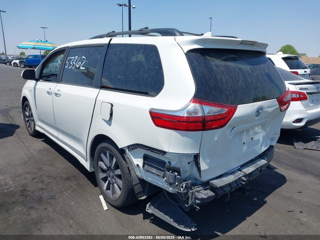 Toyota Sienna Xle 7 Passenger 2018 5TDDZ3DC2JS203743 Image 3