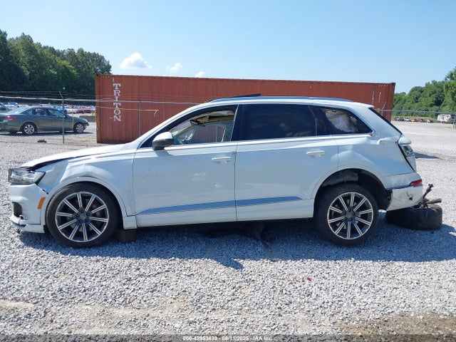Audi 2017 2017 WA1VAAF70HD015447 Image 15
