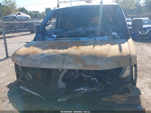1GCWGAFP4K1350647 Chevrolet Express 2500 Work Van