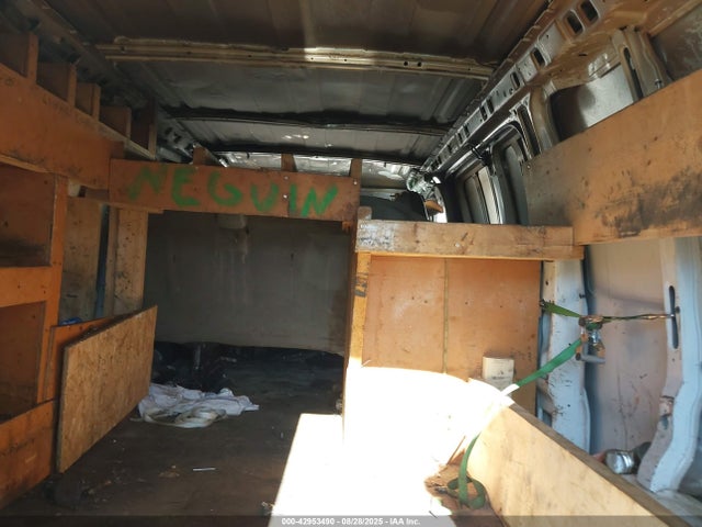1GCWGAFP4K1350647 Chevrolet Express 2500 Work Van