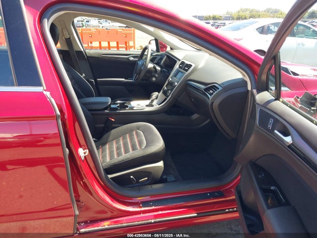 Ford 2015 2015 3FA6P0HD3FR184281 Image 5