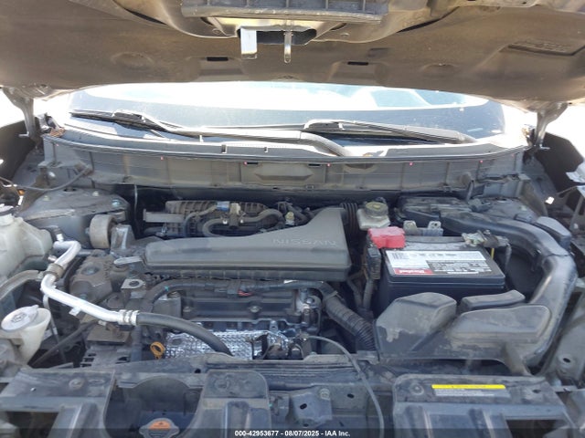 Nissan 2017 2017 KNMAT2MT7HP506164 Image 10