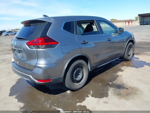 Nissan 2017 2017 KNMAT2MT7HP506164 Image 4