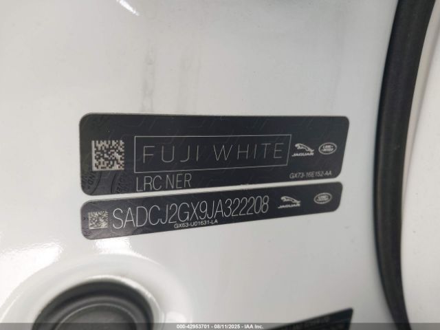 2018 JAGUAR F-PACE SADCJ2GX9JA322208 Photo 8