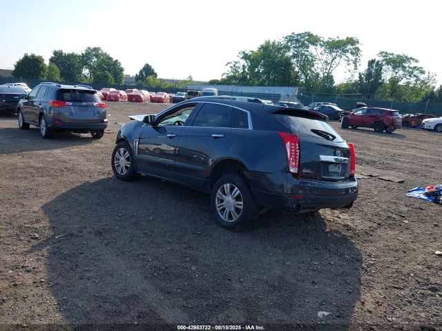 2016 CADILLAC SRX 3GYFNEE37GS570652 Photo 2