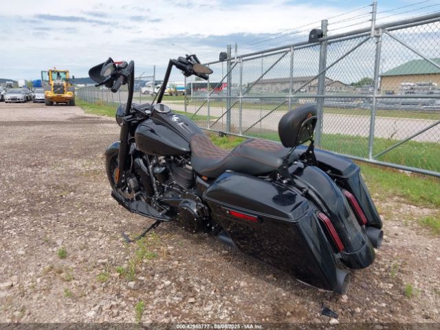 2018 HARLEY-DAVIDSON FLHRXS 1HD1KVC14JB603375 Photo 2