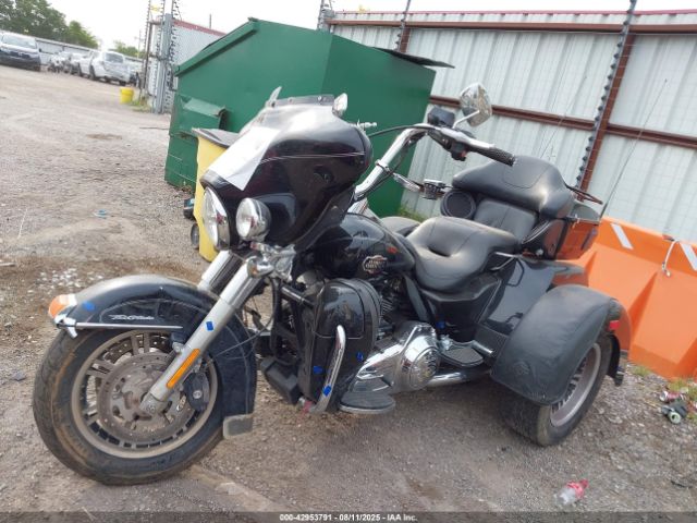 2012 HARLEY-DAVIDSON FLHTCUTG 1HD1MAM12CB851600 Photo 1